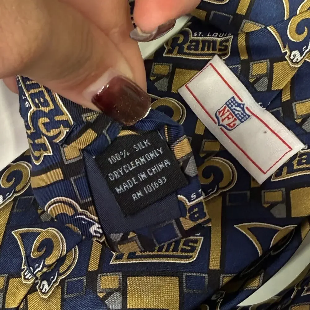 St.‎ Louis Rams 100% Silk Men's Neck Tie NWOT Navy Blue Licensed Football NFL